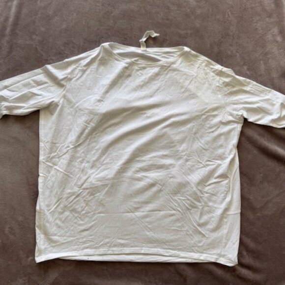 Lululemon Back In Action Long Sleeve Size 6 - Picture 6 of 7